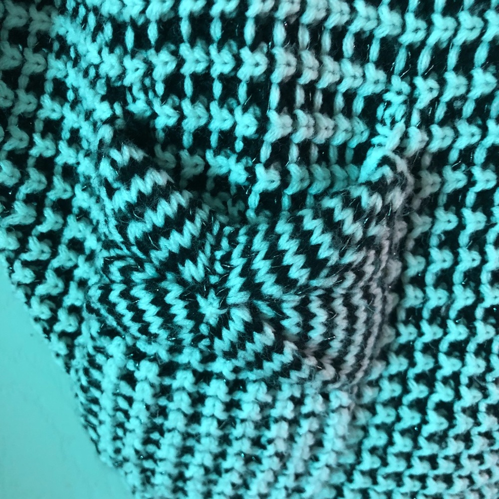 Sweater - Picture 5 of 5